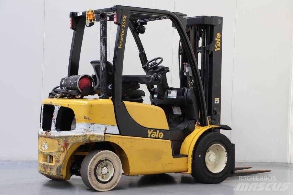 Yale GLP25VX Empilhadores a gás
