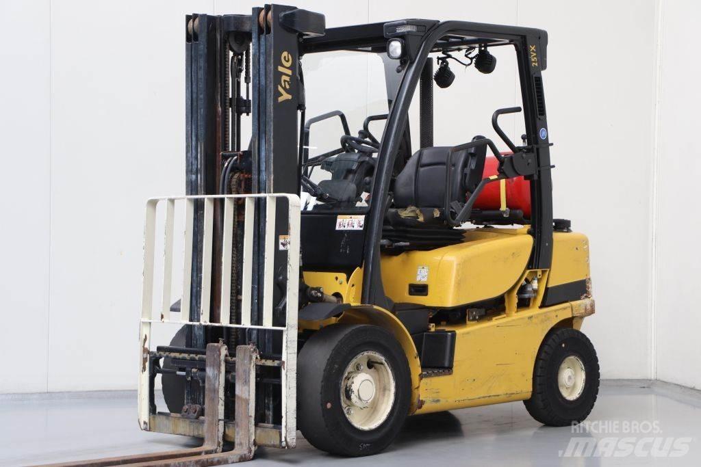 Yale GLP25VX Empilhadores a gás
