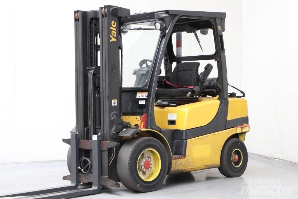 Yale GLP30VX Empilhadores a gás