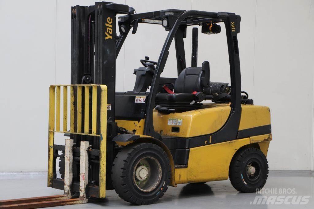 Yale GLP35VX Empilhadores a gás