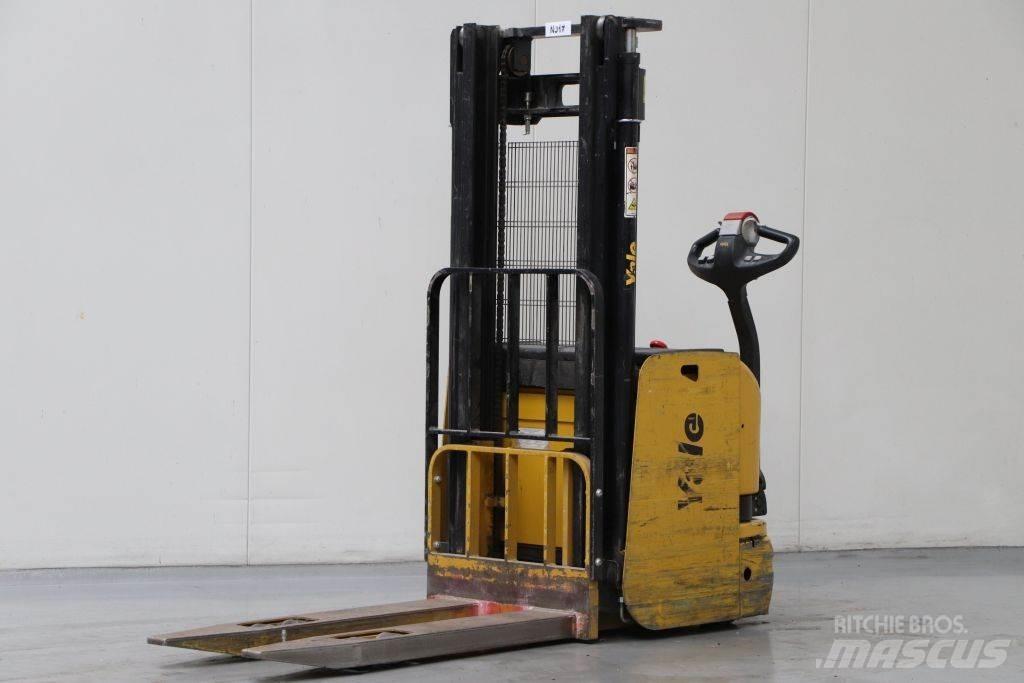 Yale MS16 Empilhador para operador externo