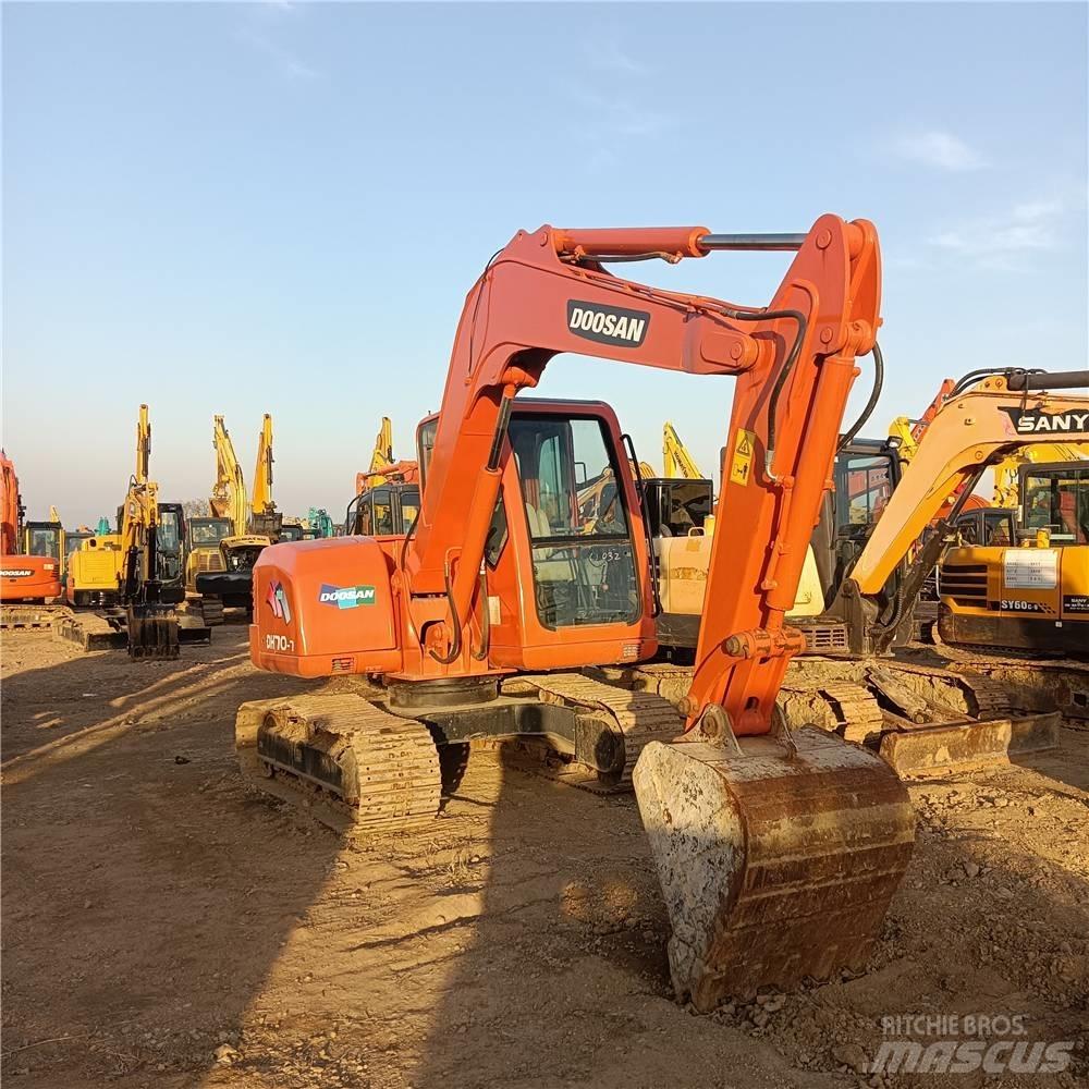 Doosan DH 70 Escavadeiras de esteiras