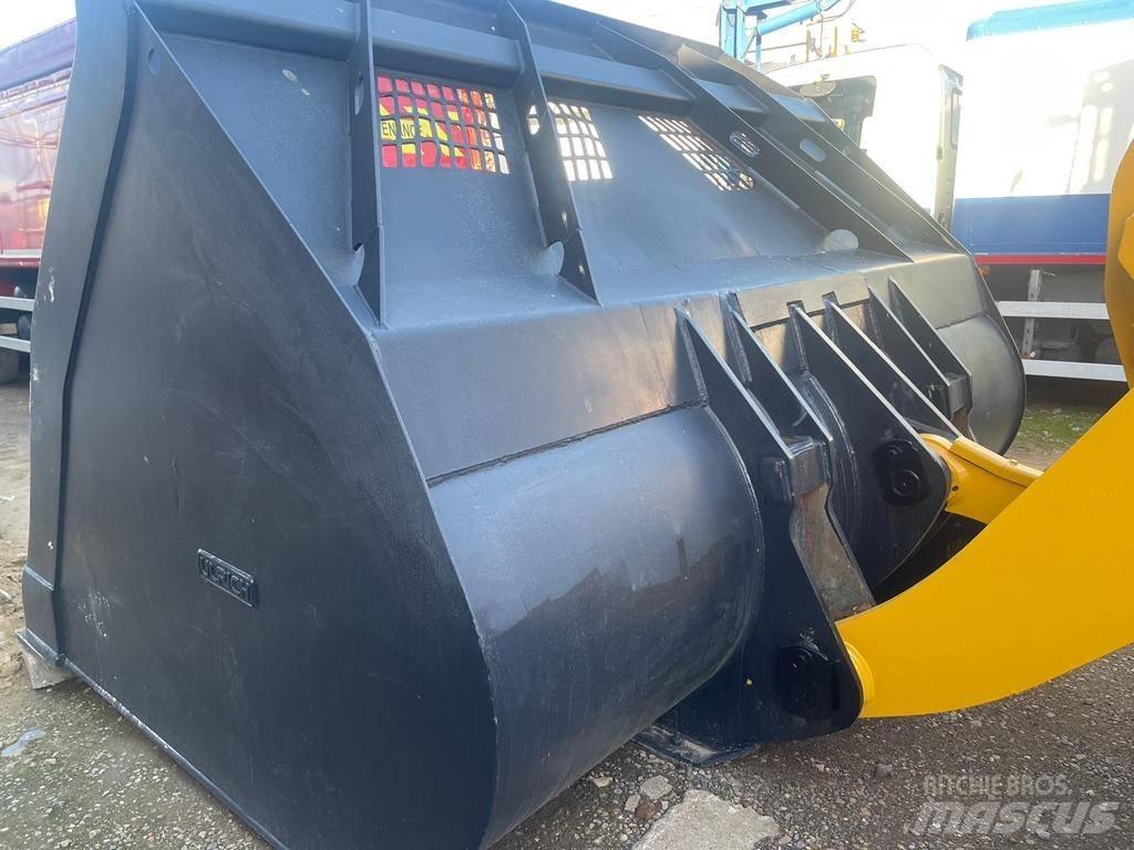 Komatsu WA 470 Carregadeiras de rodas