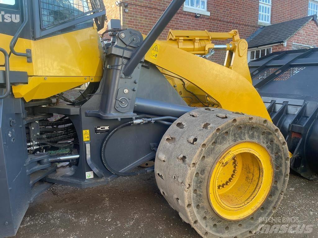 Komatsu WA 470 Carregadeiras de rodas