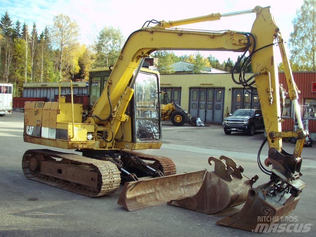CAT E 70 B Escavadoras Midi 7t - 12t