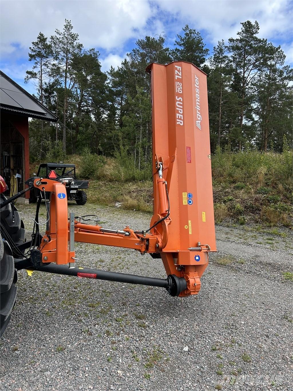Agrimaster FZL250 Gadanheiras e cortadores de folhas para pastos