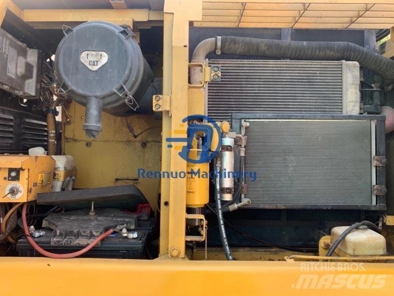 CAT 320 D Escavadoras Midi 7t - 12t