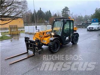 JCB 525-60T5 Manipulador telescópico