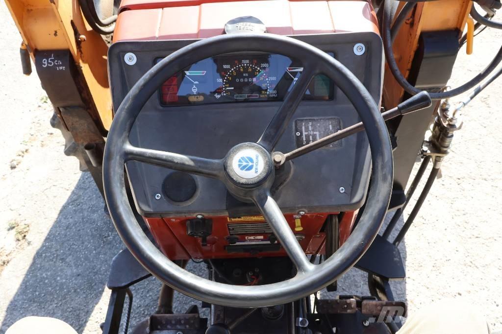 New Holland 70-56 Tratores Agrícolas usados