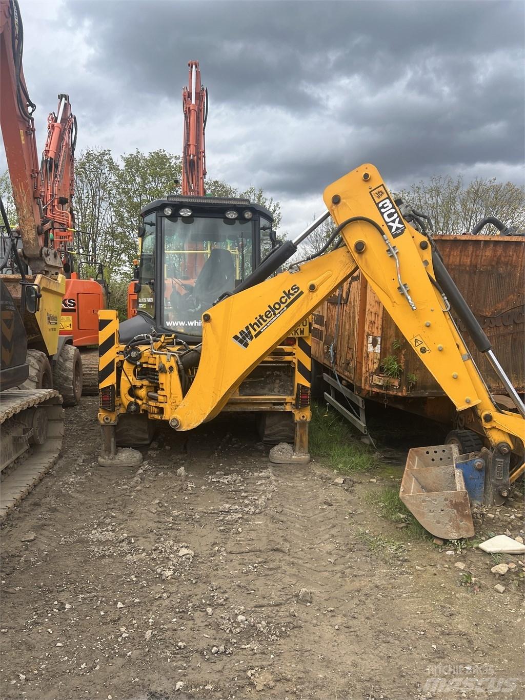 JCB 3 CX Retroescavadeiras