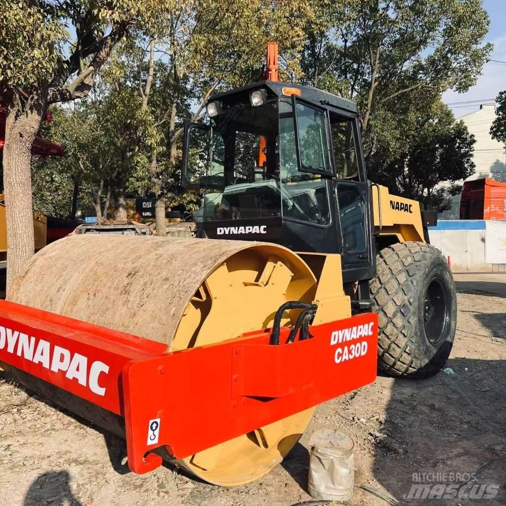 Dynapac CA 30 D Cilindros Compactadores monocilíndricos