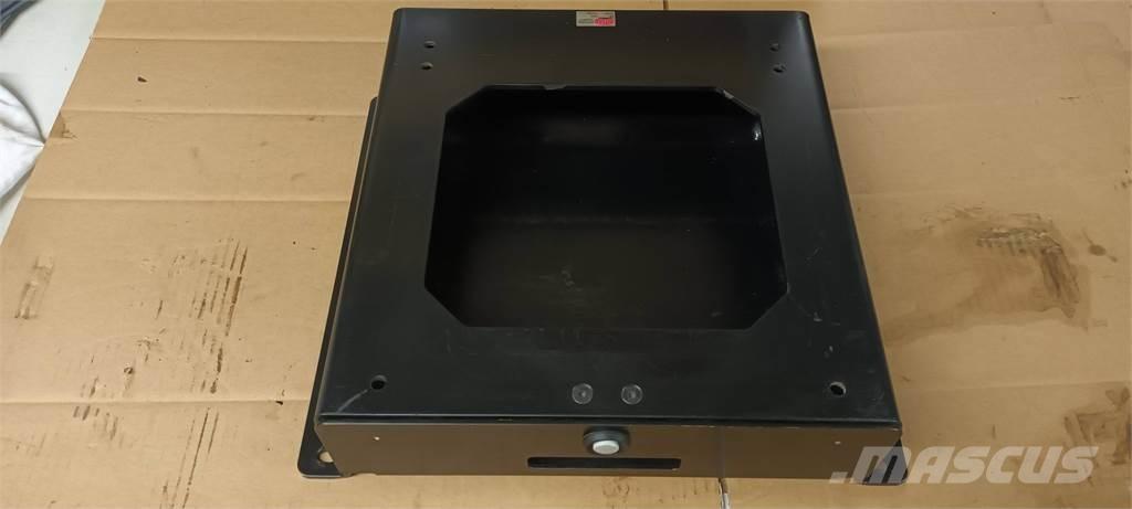  BeGe F687648 Cabina