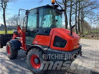 Kubota R 082 Carregadeiras de rodas