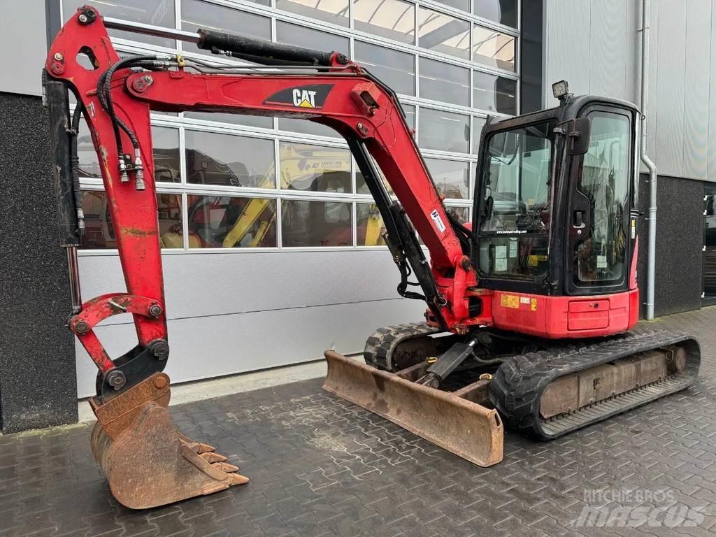 CAT 305C Miniescavadeiras