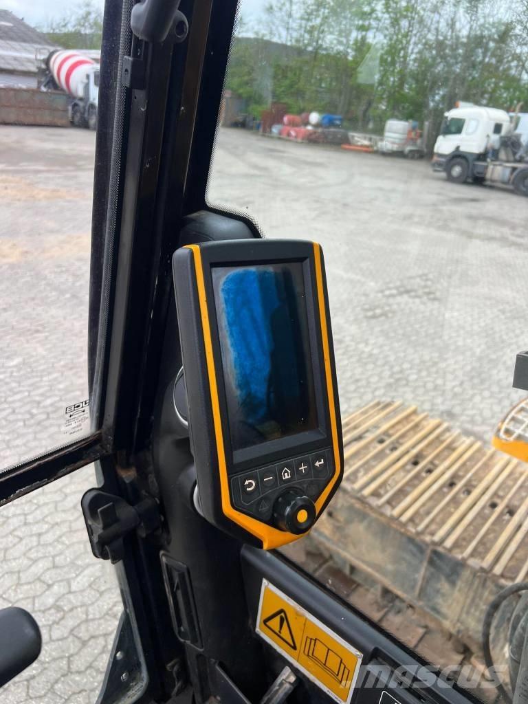 JCB JS 330 LC Escavadeiras de esteiras