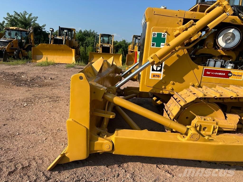 CAT D7G Dozers - Tratores rastos