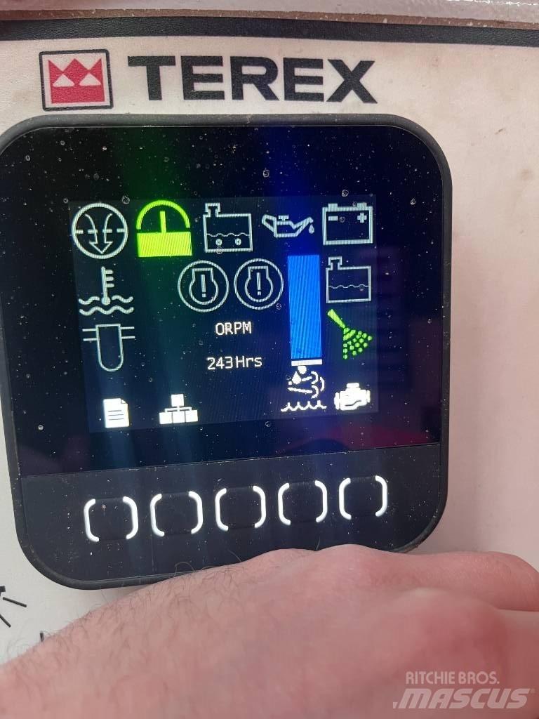 Terex Finlay 883+ E Crivos móveis