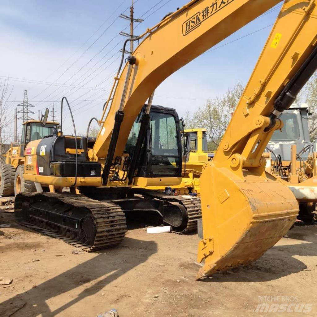 CAT 320D Escavadeiras de esteiras