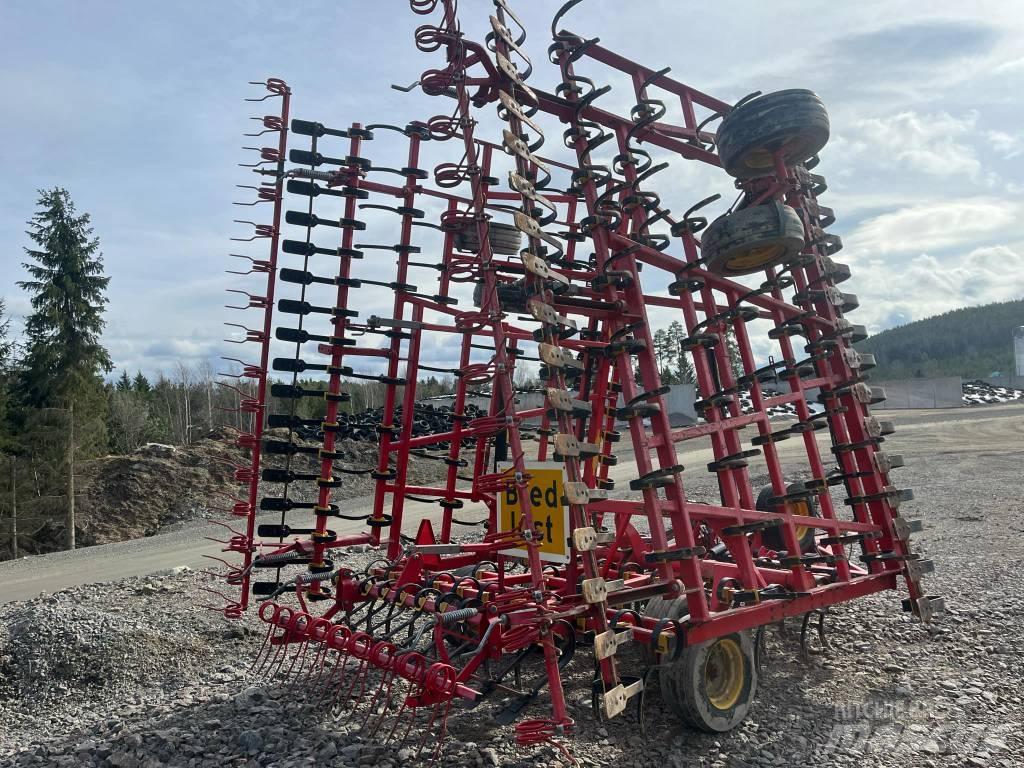 Väderstad NZA 1000 Grades mecânicas e moto-cultivadores