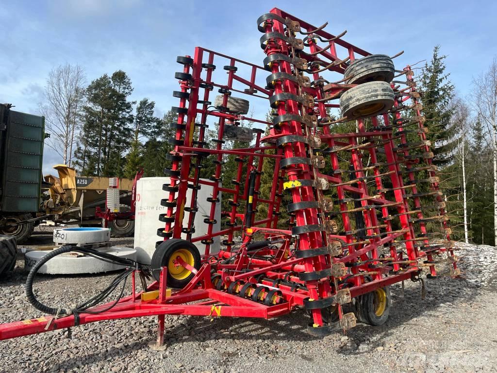 Väderstad NZA 1000 Grades mecânicas e moto-cultivadores