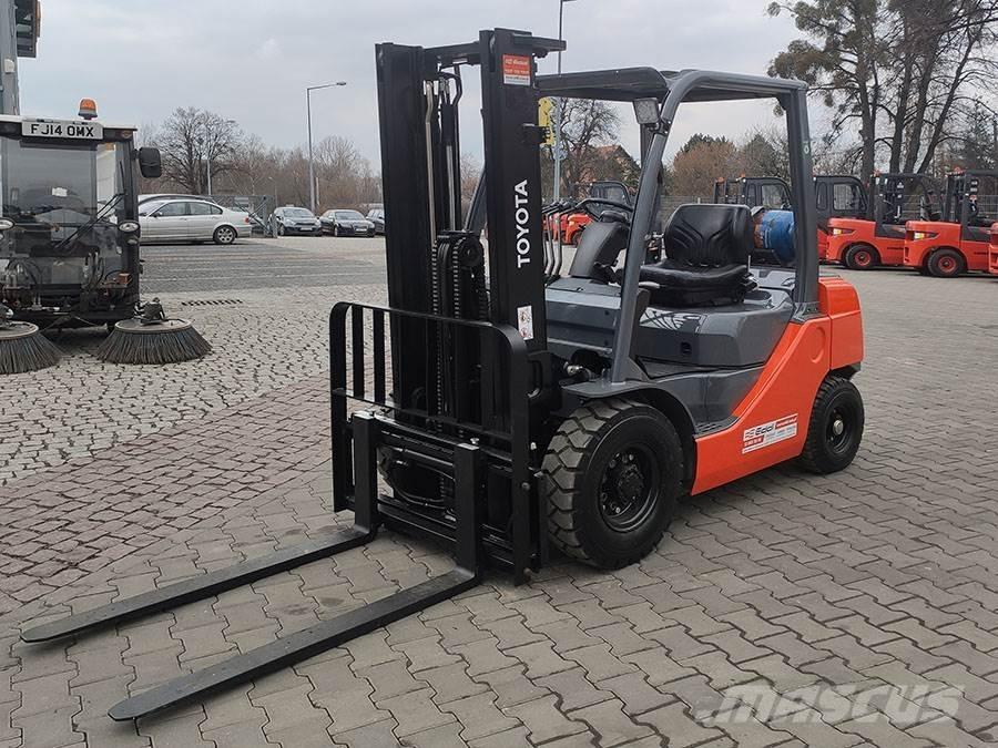 Toyota 02-8FGF20 Empilhadores a gás