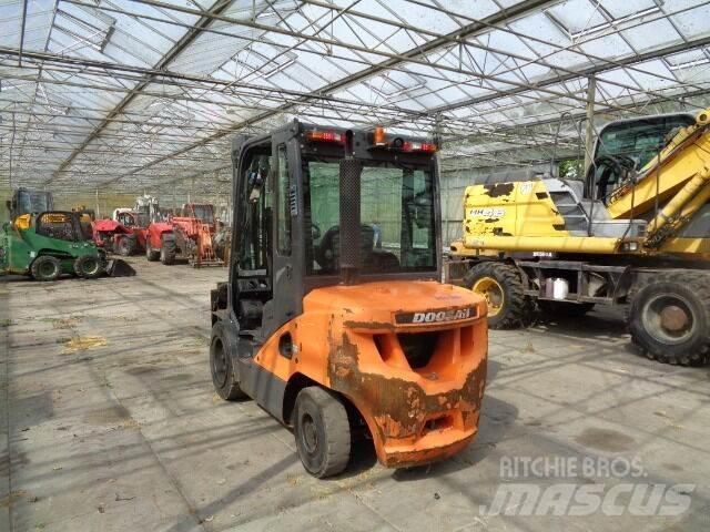 Doosan D35C-7 Empilhadores Diesel