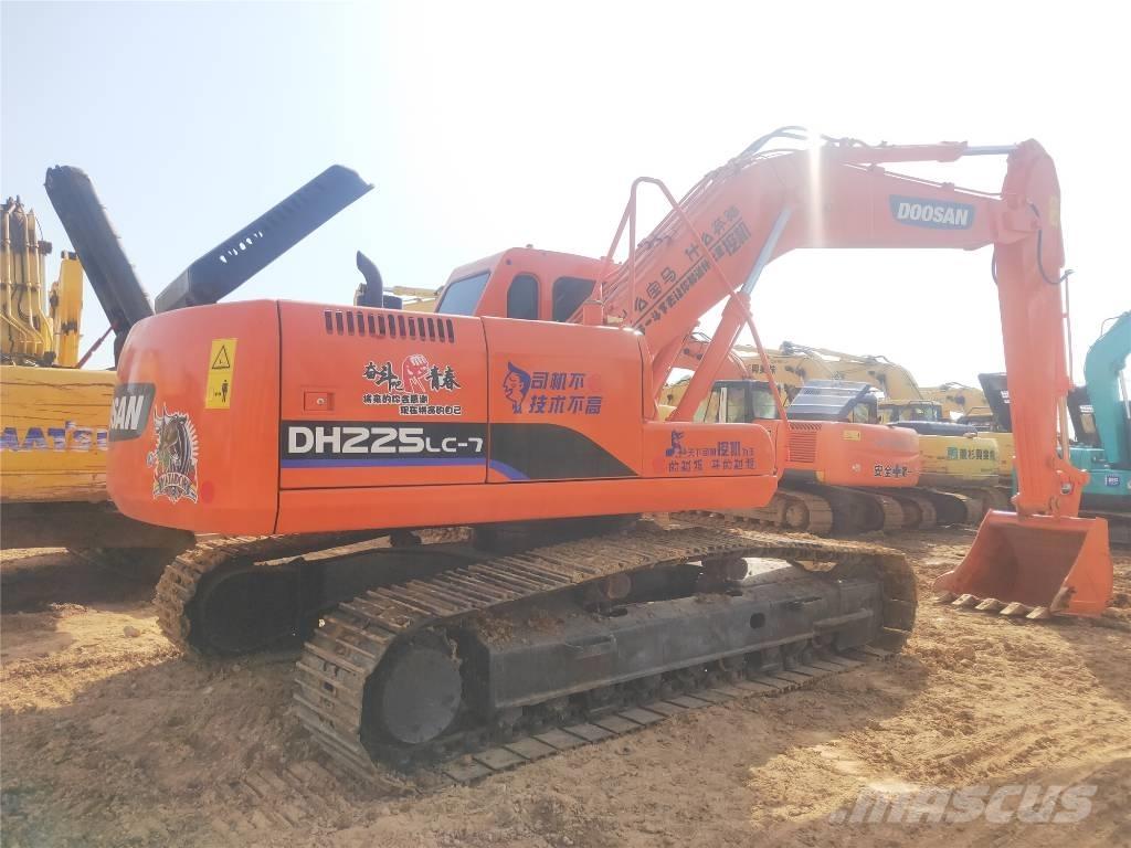 Doosan DH225LC-7 Escavadeiras de esteiras