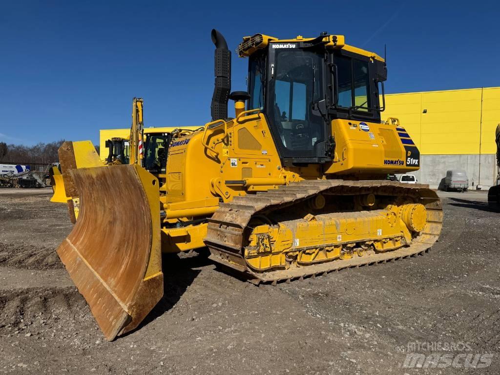 Komatsu D51PX-24E0 Dozers - Tratores rastos