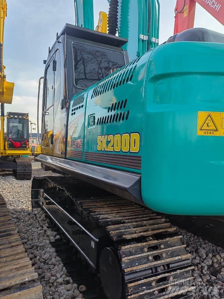 Kobelco SK 200D Escavadoras Midi 7t - 12t