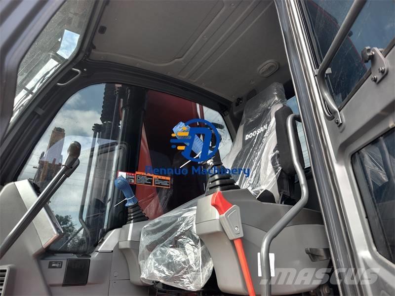 Doosan DX 225 LCA Escavadeiras de esteiras