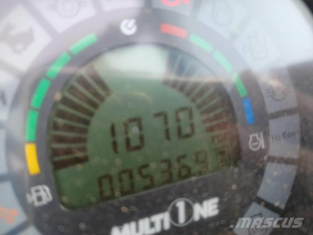 Multione SL840 4WD Minicarregadeiras