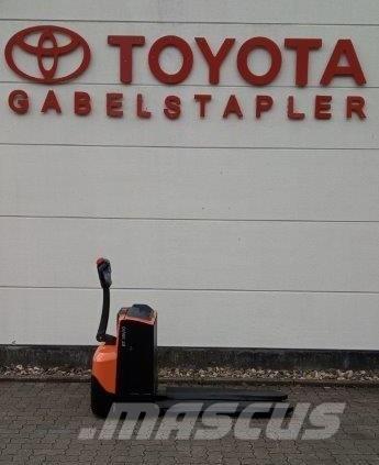 Toyota LWE 200 Empilhador para operador externo