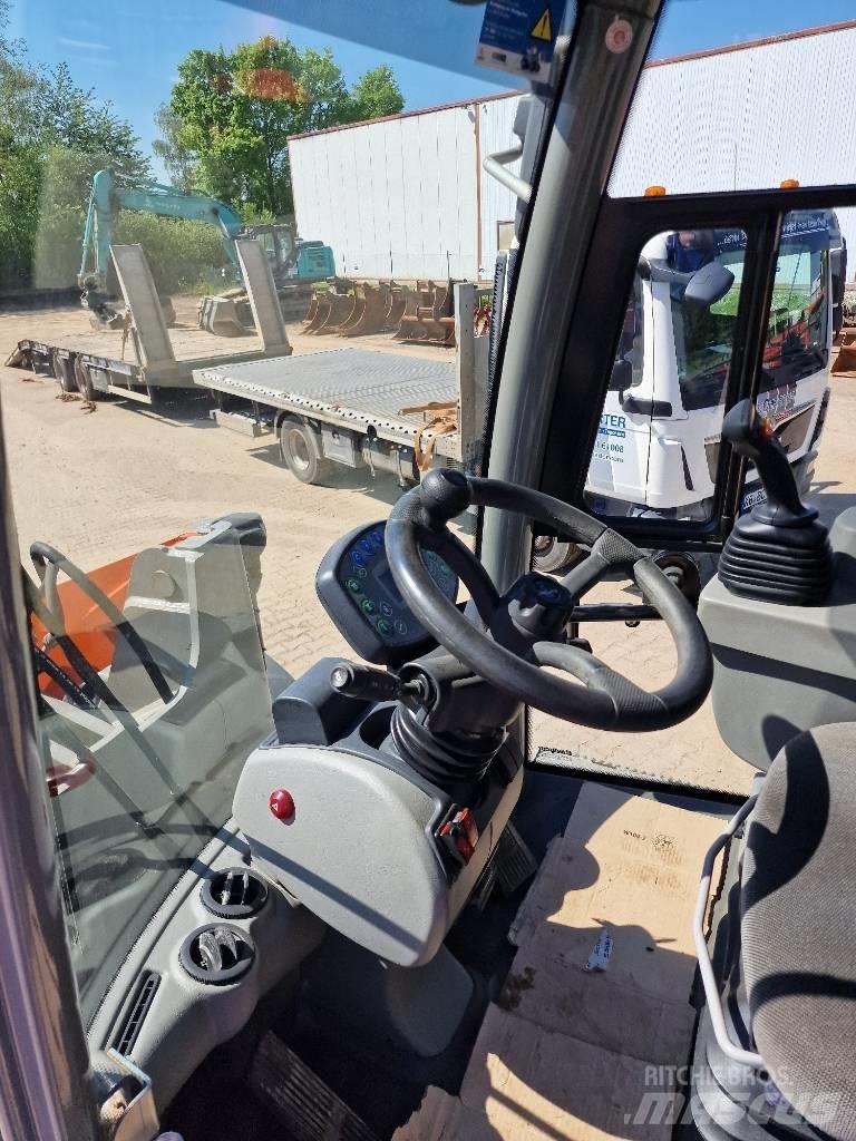 Atlas AR 580 Carregadeiras de rodas