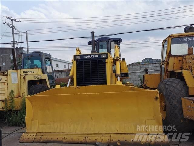 Komatsu D85-21 Dozers - Tratores rastos
