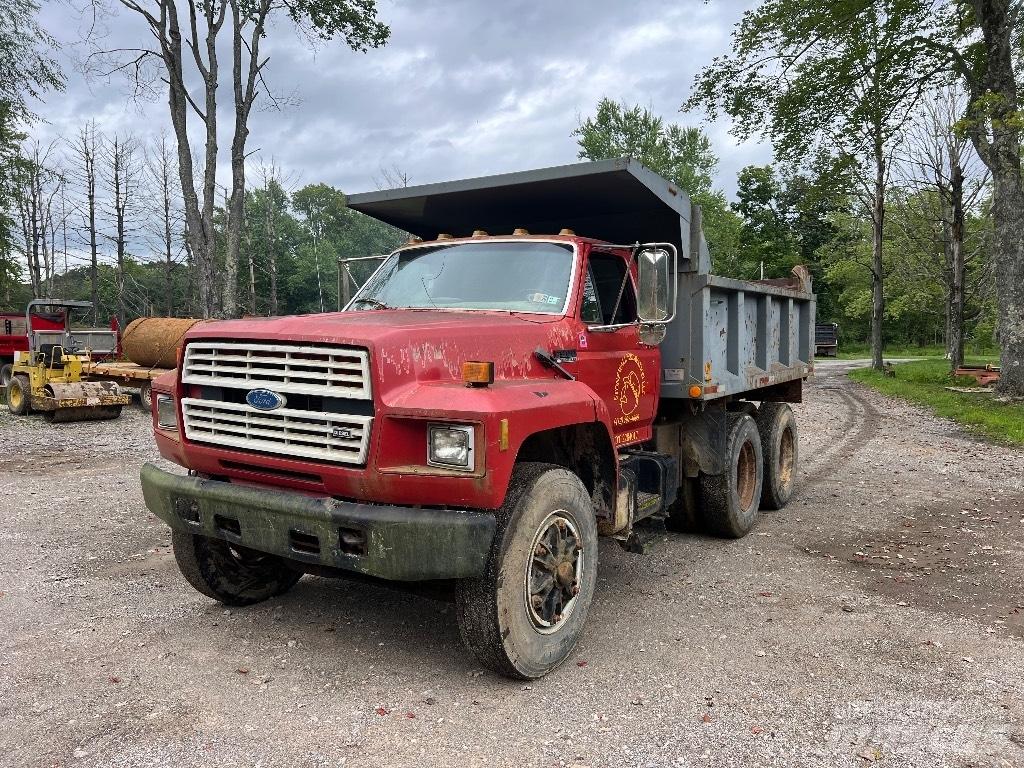 Ford F900 Camiões basculantes