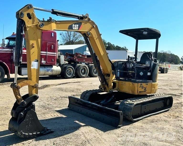 CAT 304 C CR Miniescavadeiras