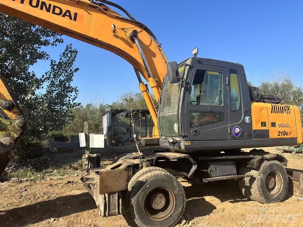 Hyundai R210WD Escavadoras de rodas