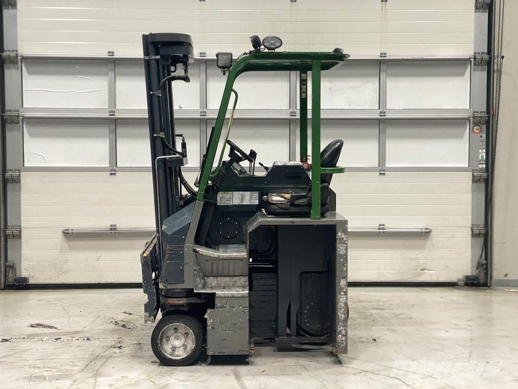 Combilift CBE2500 Carregadores laterais