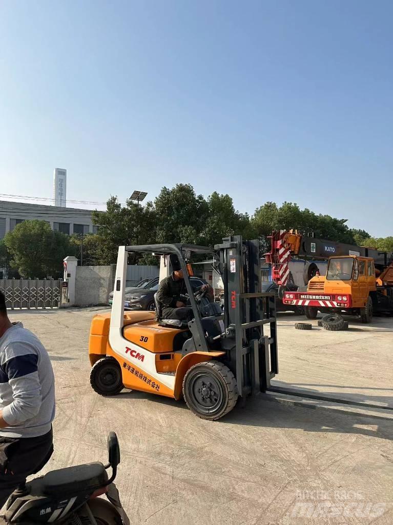 TCM FD30T6 Empilhadores Diesel
