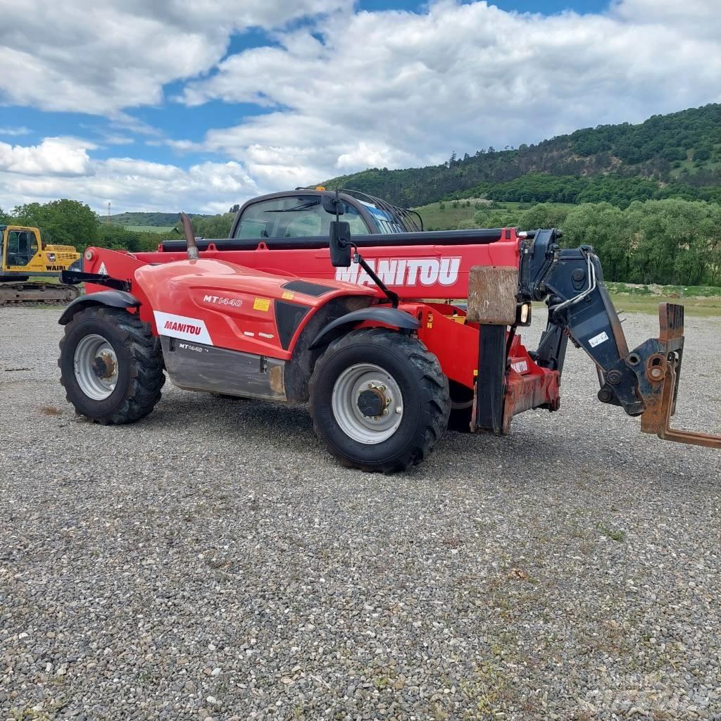 Manitou MT 1440 Manipulador telescópico