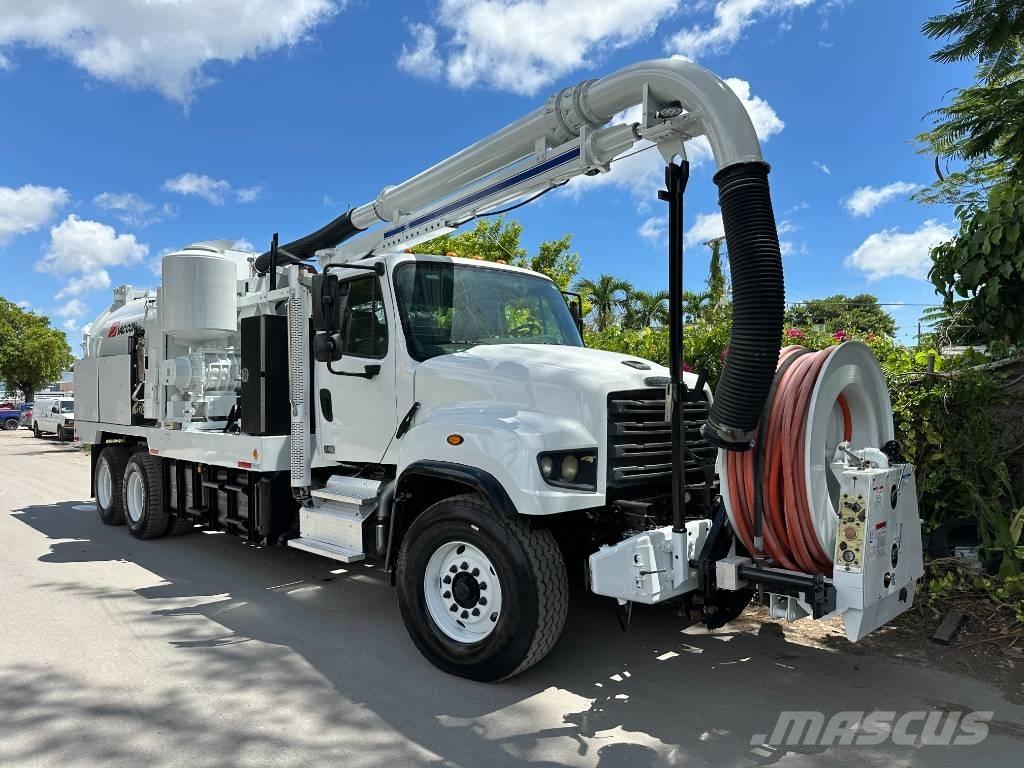 Freightliner 114 SD Camiões Aspiradores Combi
