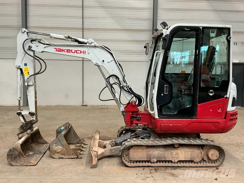 Takeuchi TB 230 Miniescavadeiras