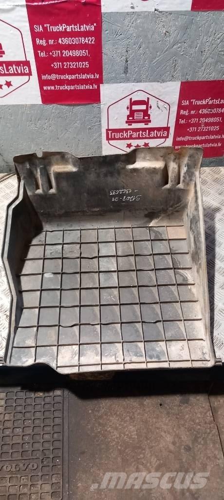 Scania 94 D.    1362693 Chassis e suspensões