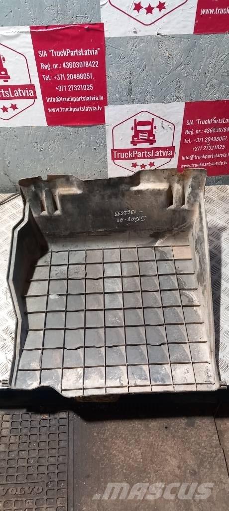 Scania 94 D.    1362693 Chassis e suspensões