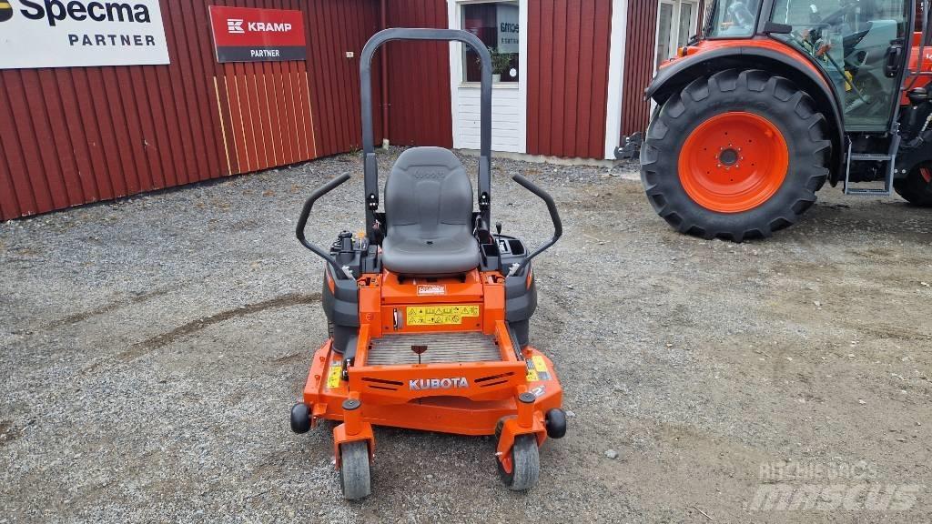 Kubota Z 122 RKW Corta-Relvas Zero turn