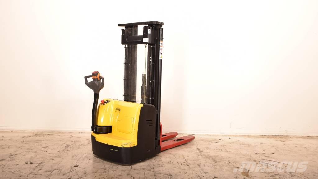 Hyster S1.5UT-24 Empilhador para operador externo