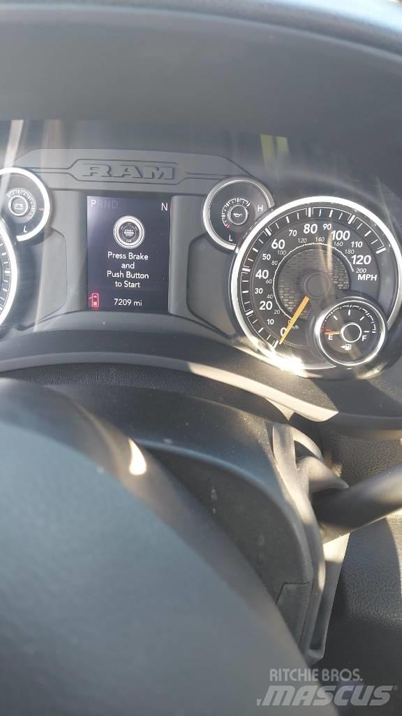 RAM 5500 Camiões estrado/caixa aberta