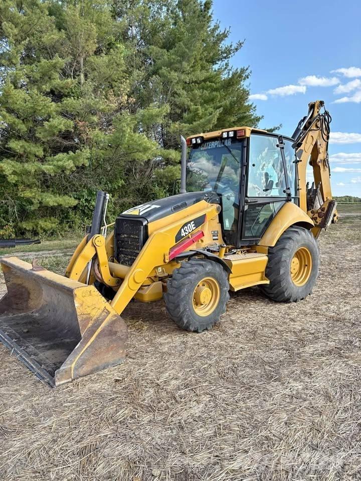 CAT 430 E Retroescavadeiras