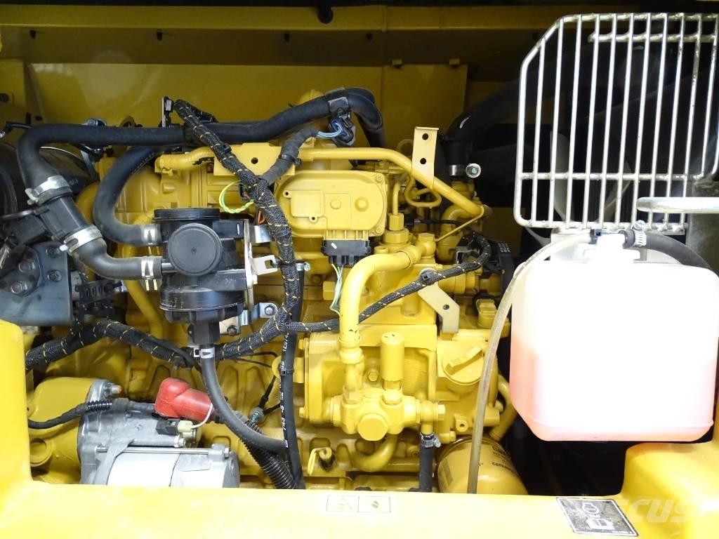 CAT 306 CR Miniescavadeiras