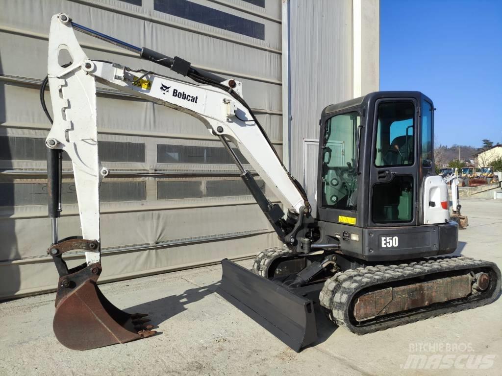 Bobcat E 50 EM Miniescavadeiras